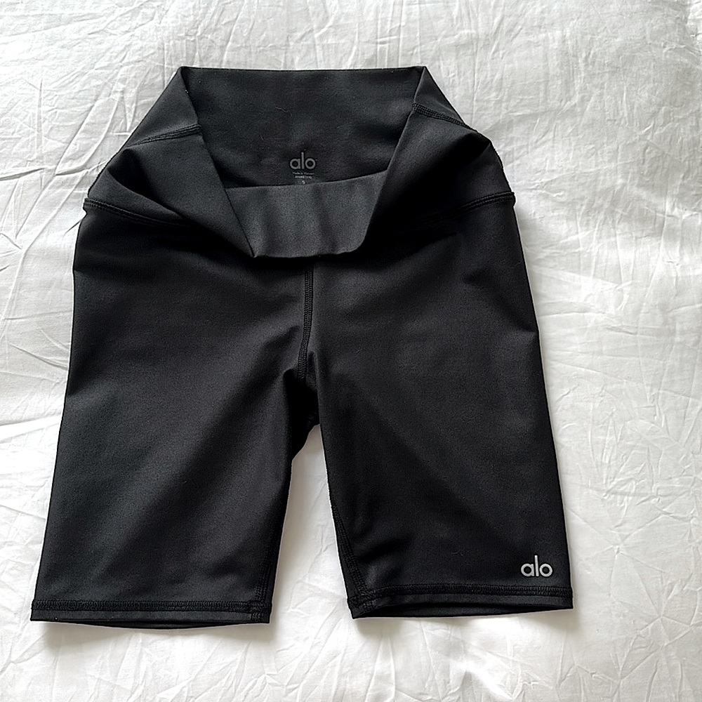 ALO biker shorts